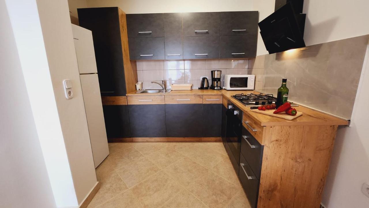 Apartments Pranjic With Pool Nova Vas  エクステリア 写真